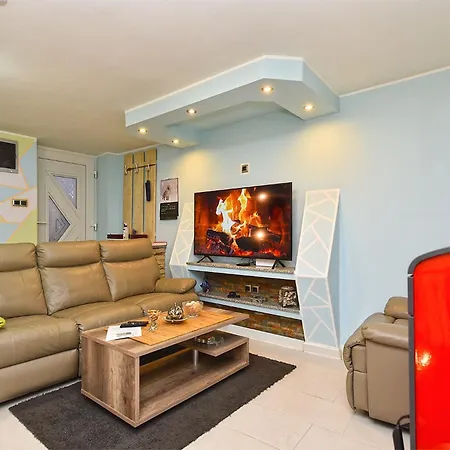 شقة Old Town 2312 *