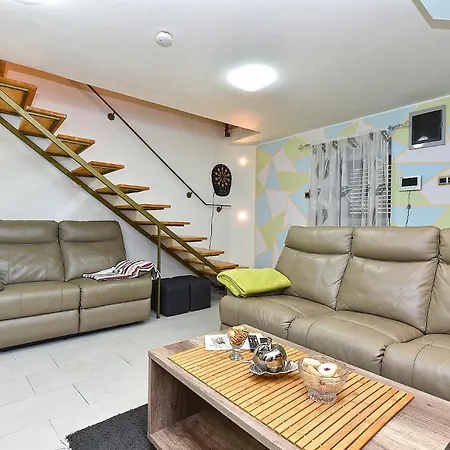 Apartment Old Town 2312 Vodnjan
