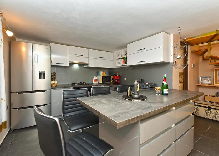 Old Town 2312 아파트